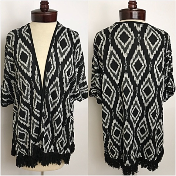 Sassy Work & Play Boho Fringe Cardigan SM - Picture 2 of 6